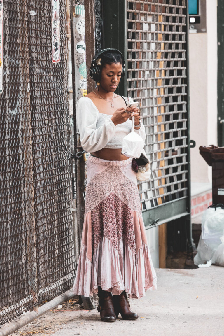 Go with the flow, Manhattan, New York